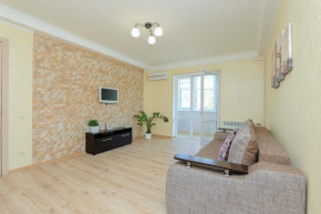 Отель Apartment on Obolonskiy Prospect 16V  Киев